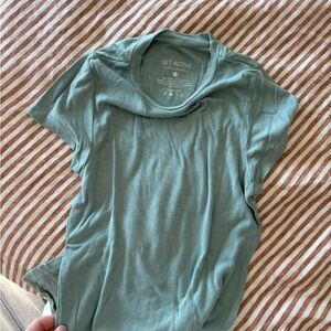 SET Active Ribbed Crewneck Tee in Sage